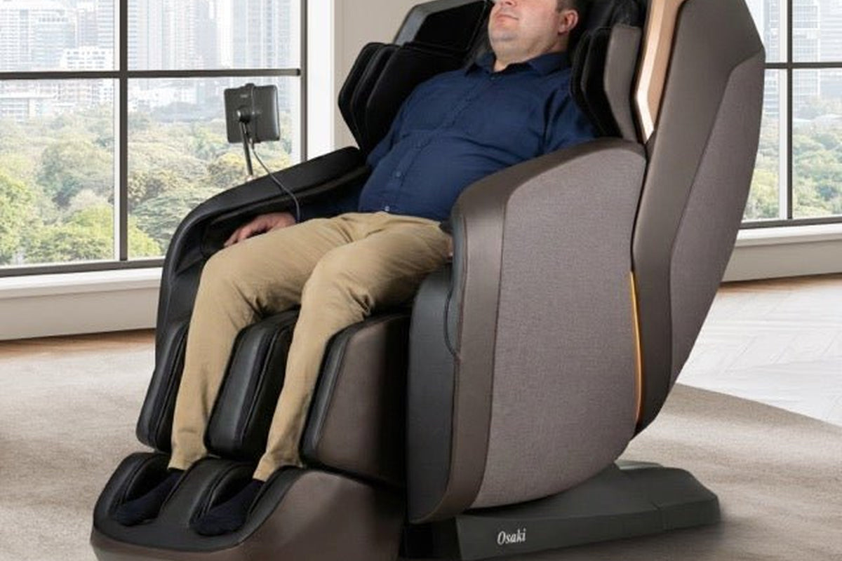 Osaki Duke XL 4D Massage Chair - lifestyle official 1
