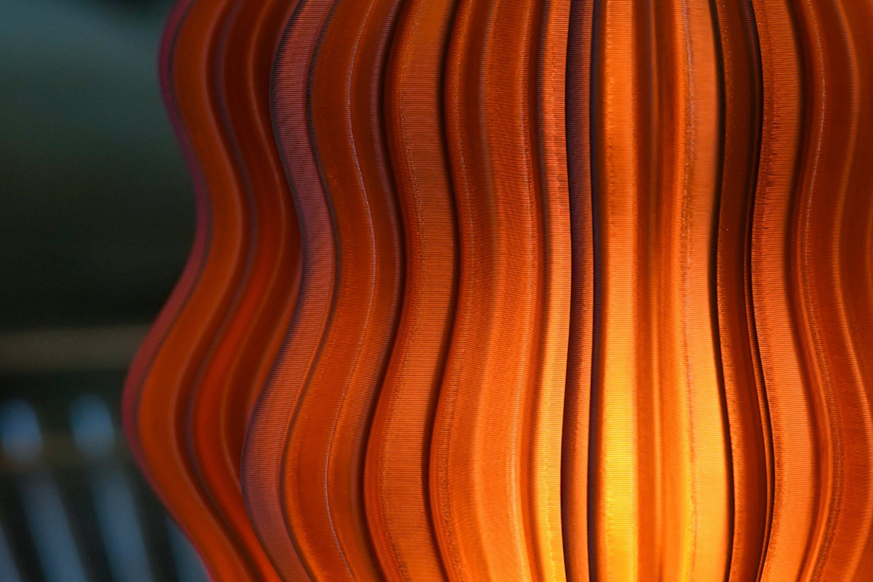 Mini Wavy Lamp