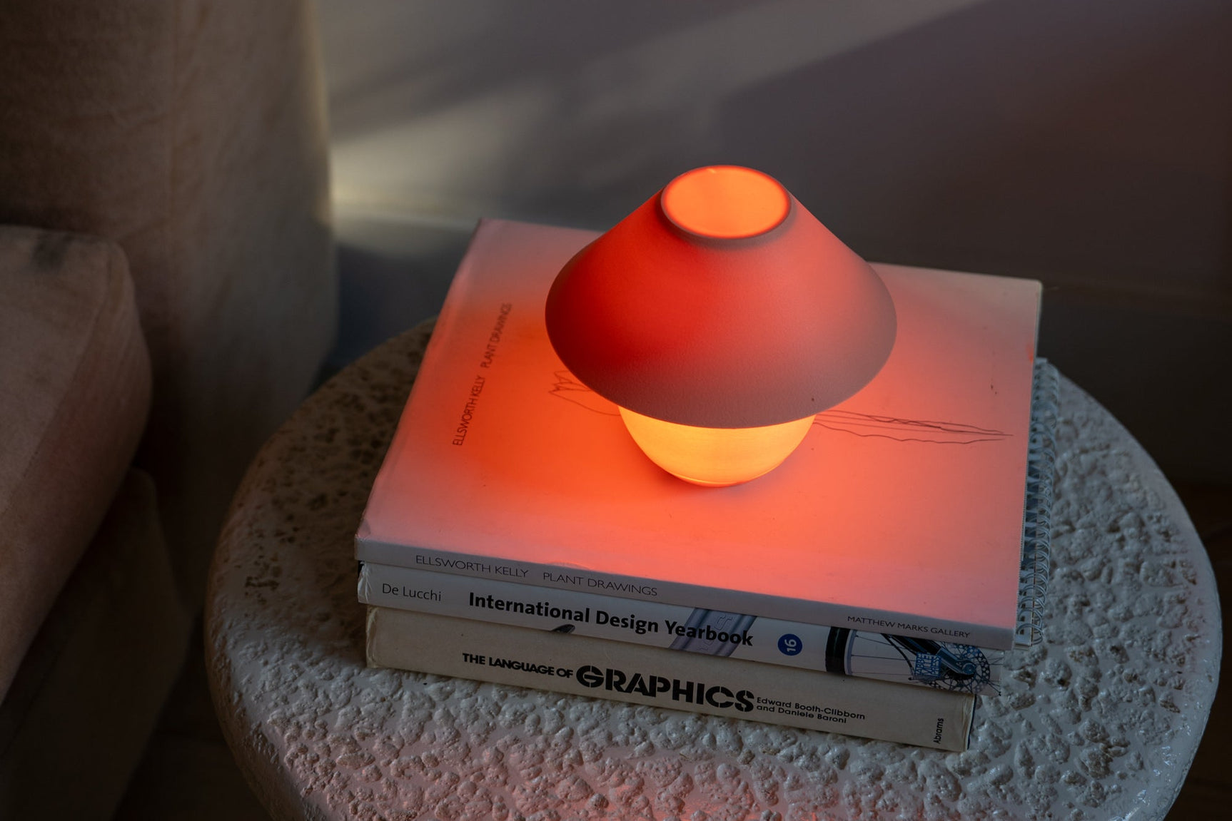 Scoop Lamp