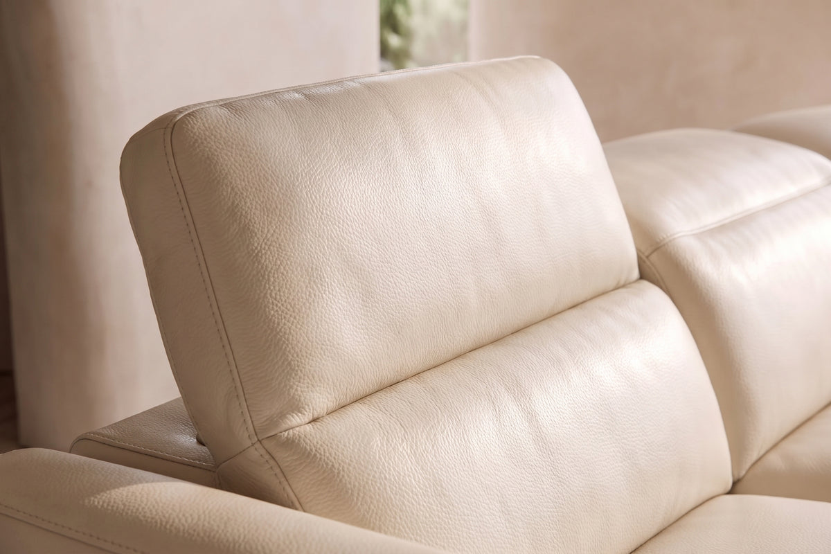 Savona Leather Cuddler Recliner Sofa | Italian Nappa 11000 Top-Grain Leather | Power Headrests | Zero-Gravity Recline