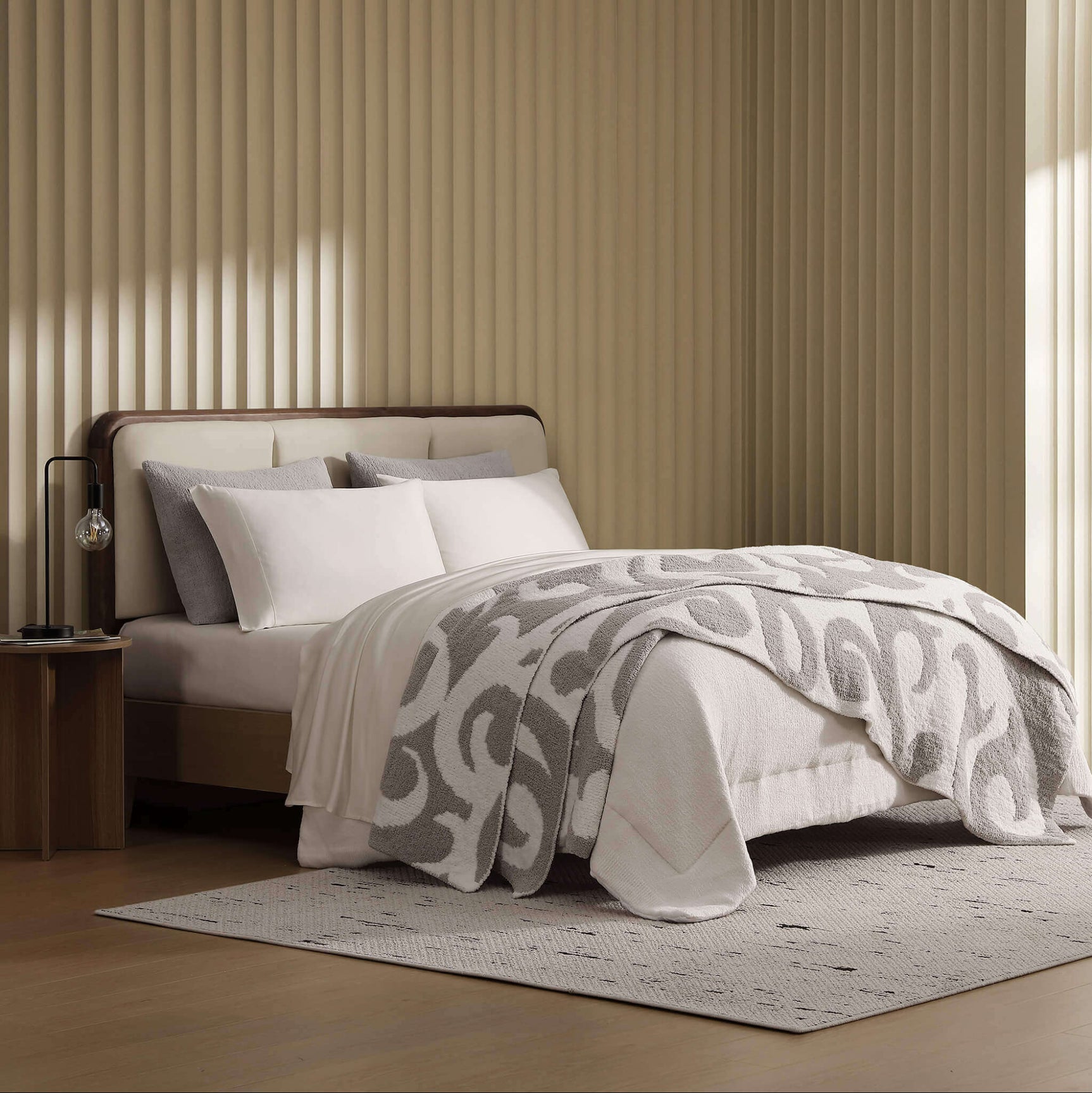 Snug Casablanca Bed Blanket