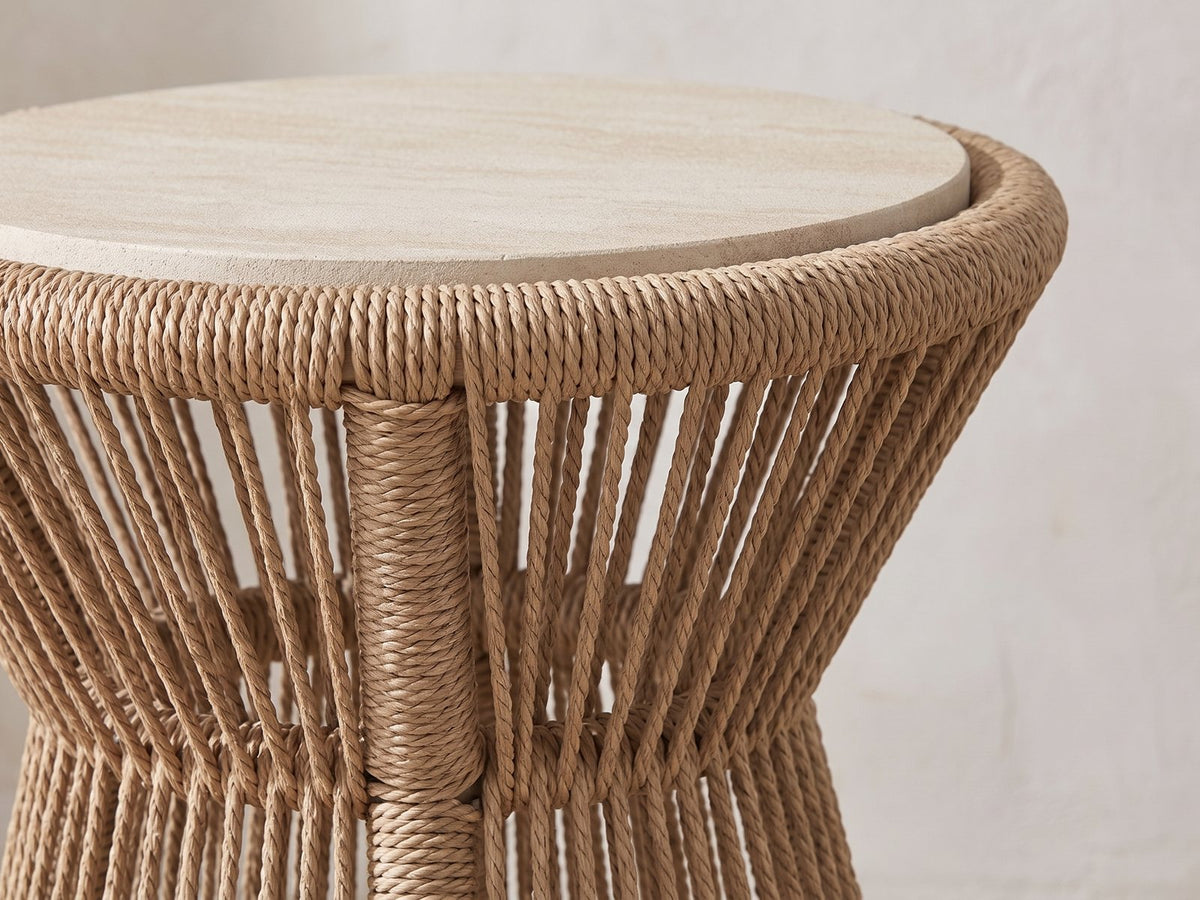 Close-up of the Alessano Rope Hourglass Side Table: the twisted rope strands gathering at the waist