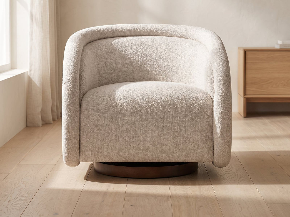 Front view of the Carina swivel chair