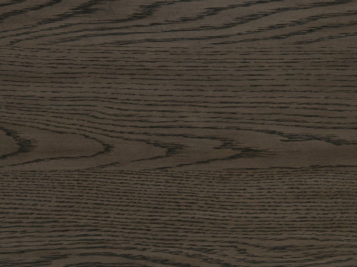 Close-up of the Scilla 75.5 to 95.5-Inch Sunburst Oak Extending Dining Set with 4 Armchairs: grain