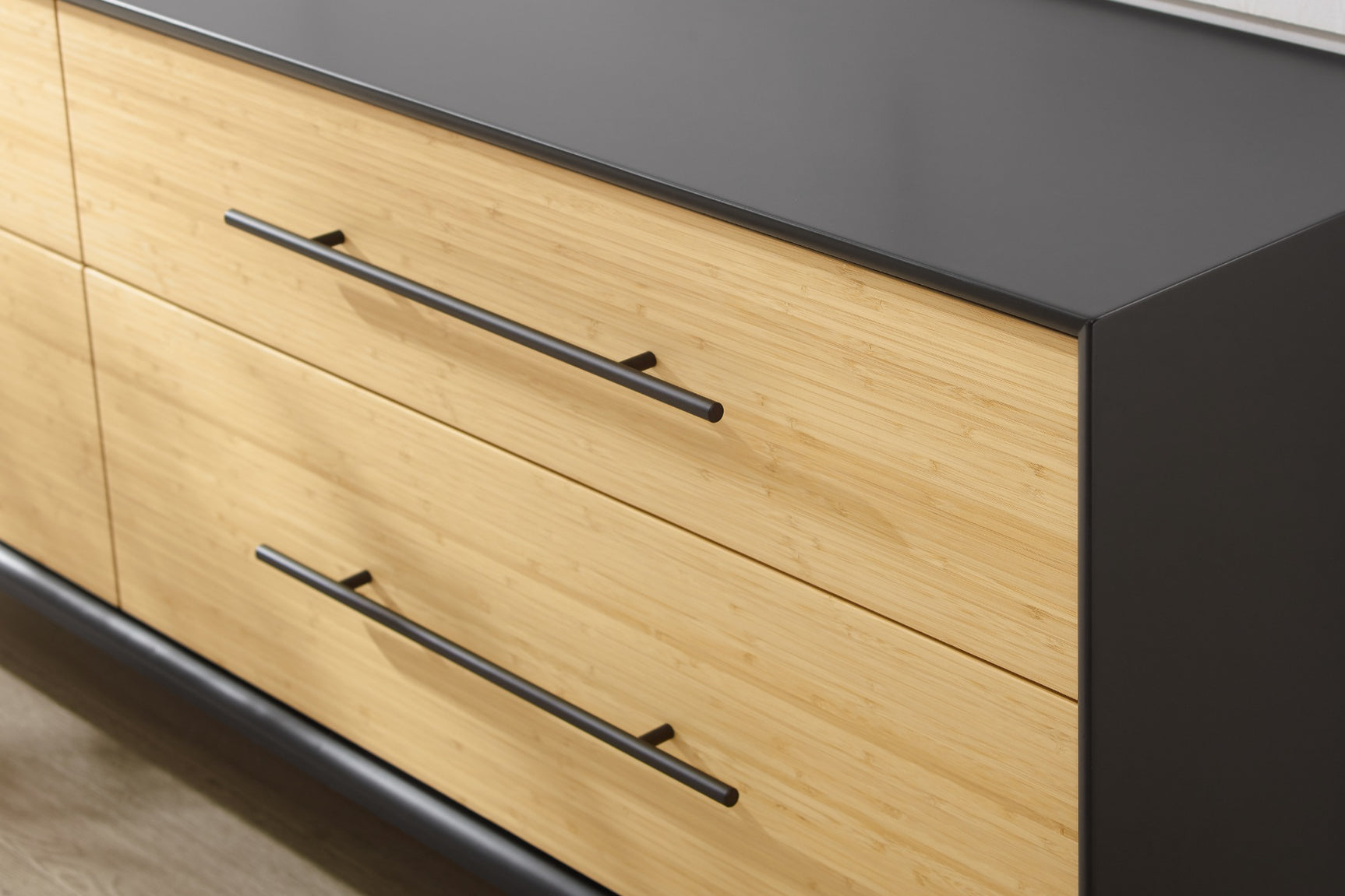 Santa Cruz Solid Moso Bamboo 4 Drawer Double Dresser