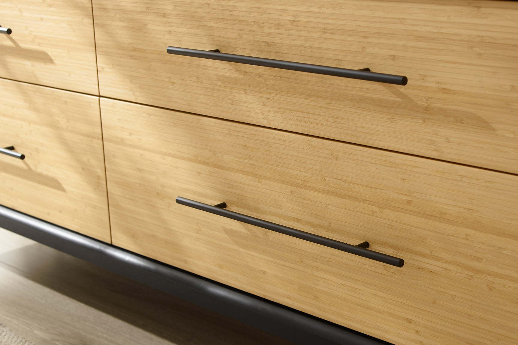 Santa Cruz Solid Moso Bamboo 4 Drawer Double Dresser