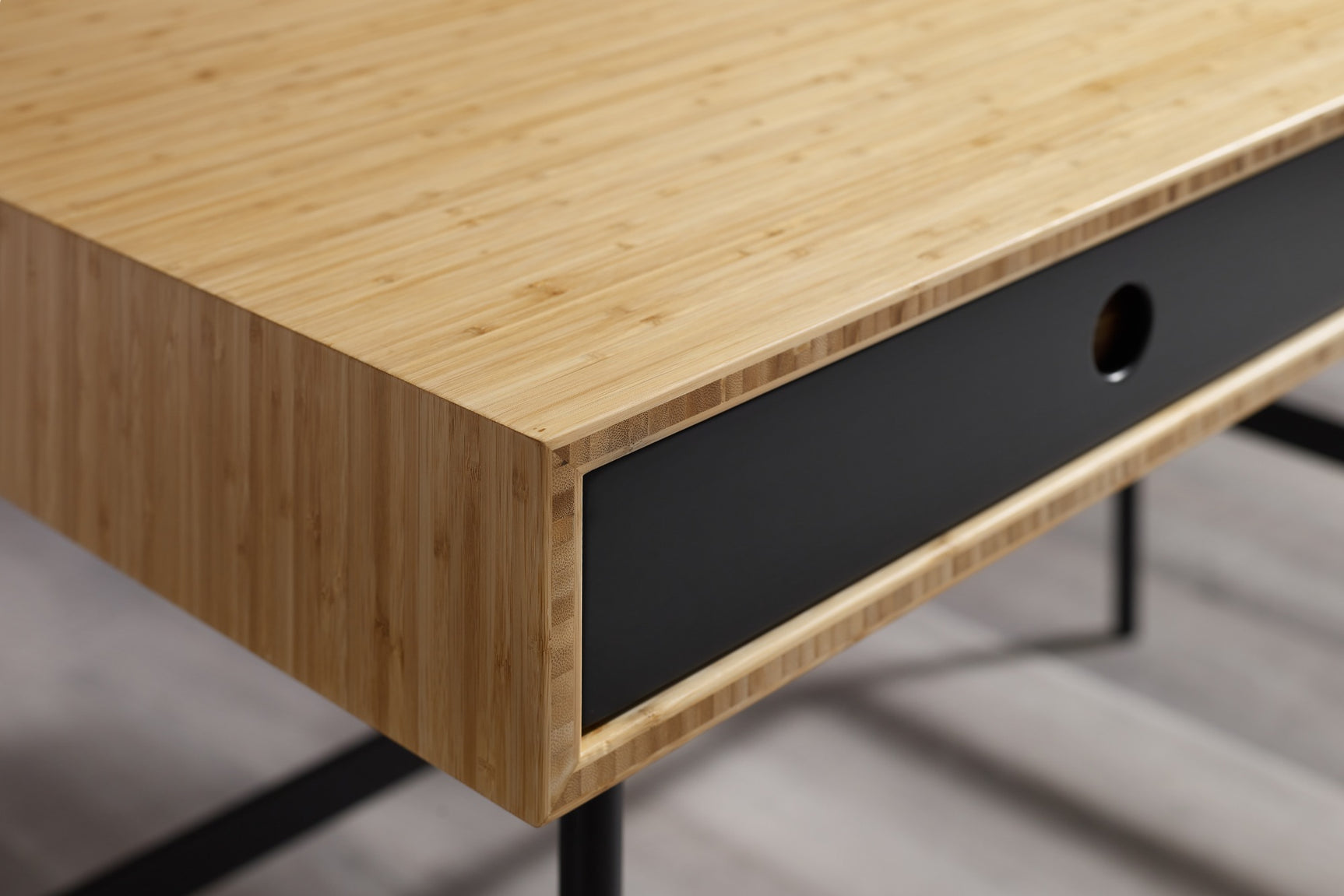 Santa Cruz Solid Moso Bamboo Desk