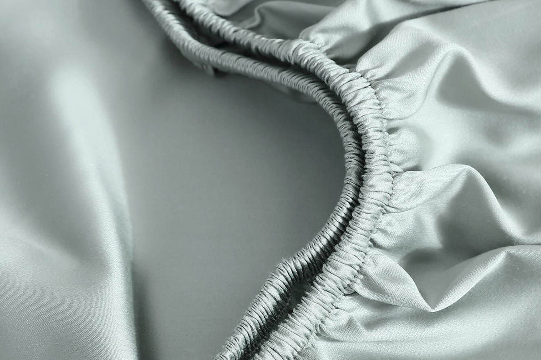 Silky Lyocell Fitted Sheet Set