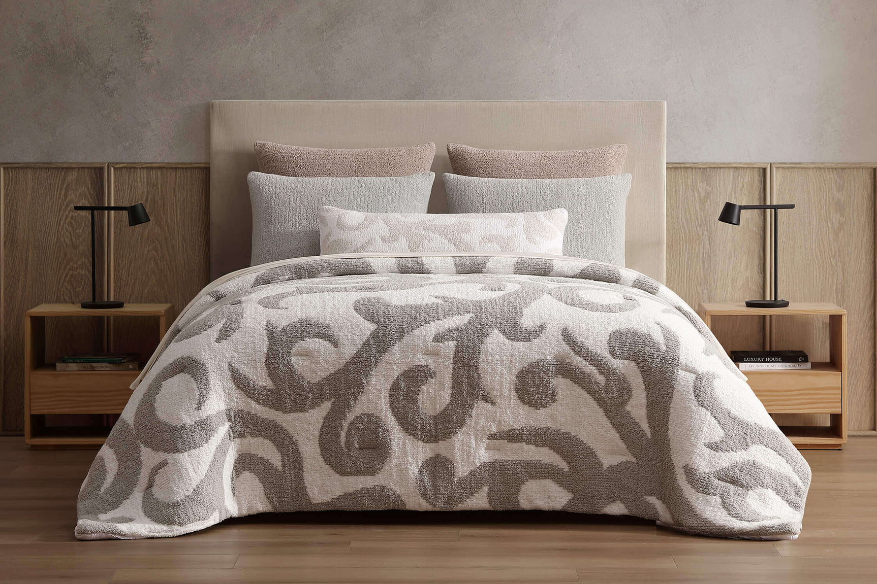 Snug Casablanca Comforter