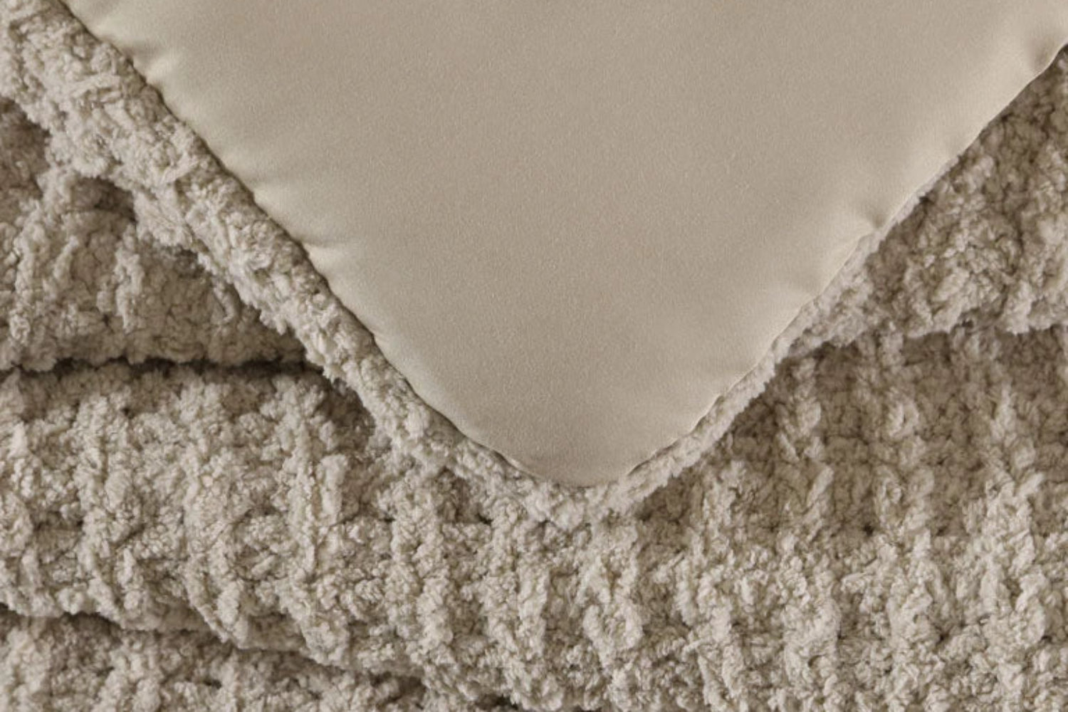 Snug Waffle Comforter
