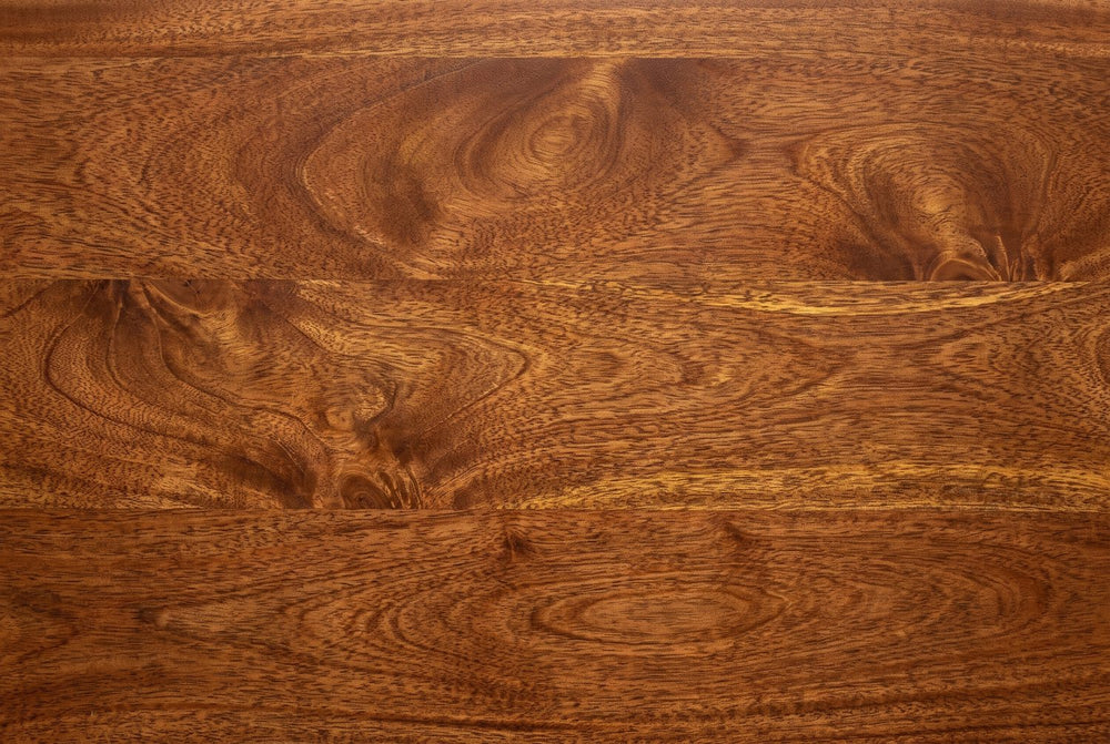 Oval figure in solid mango