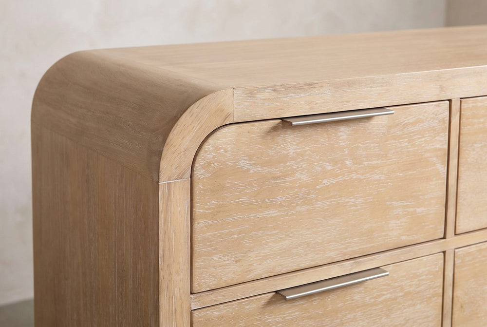 A pull on the top edge