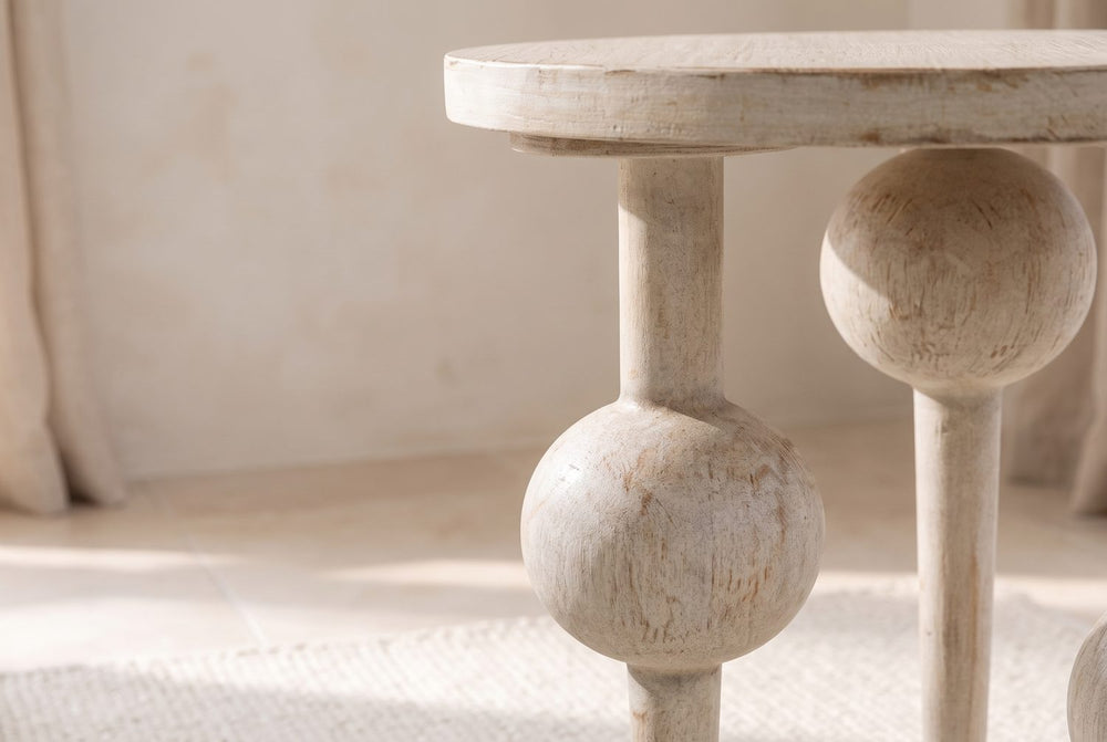 A sphere on every leg