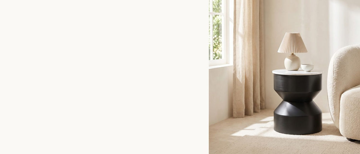 White marble, black hourglass. - Ceglie White Marble Hourglass Side Table