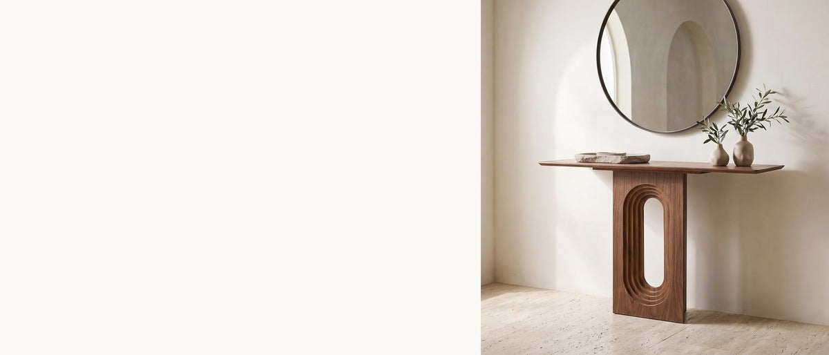 One slab, four stepped rings. - Corato Walnut Veneer Pedestal Console Table