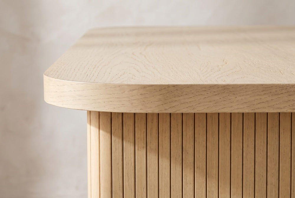 Fluted rubberwood legs