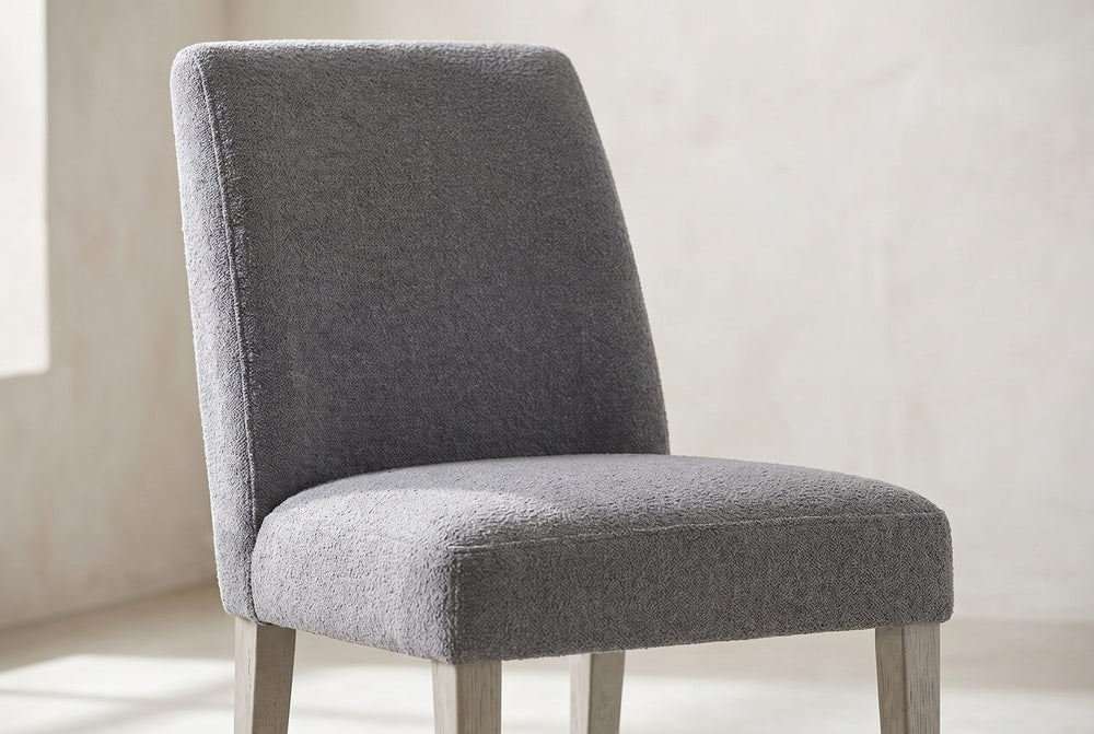 Boucle from back to seat