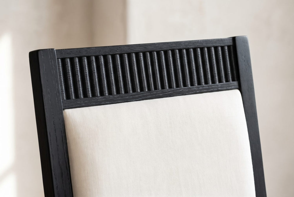 A reeded crest