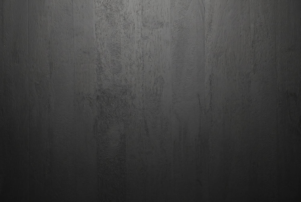 Black stain over mango grain