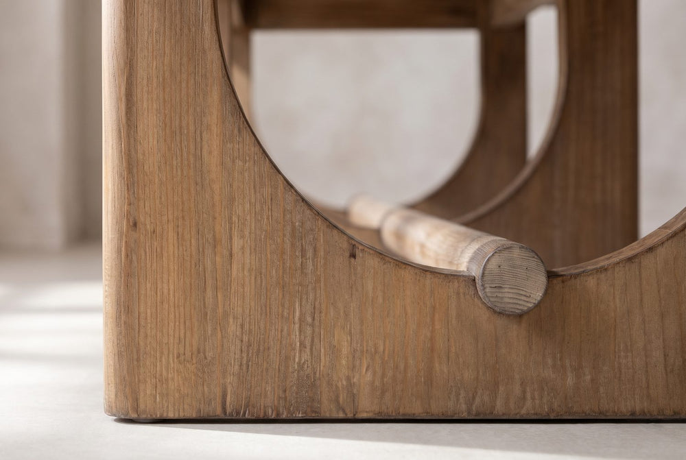 The half-circle and the rail
