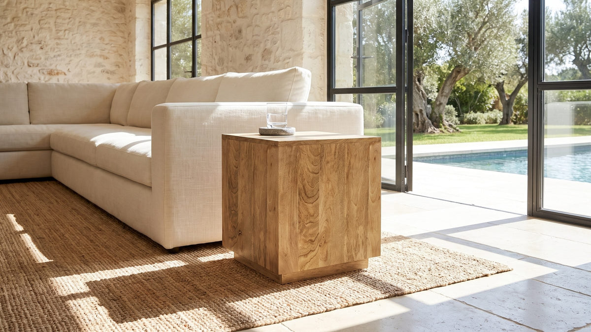Solid wood, square lines. - Montecatini Square Mango Side Table