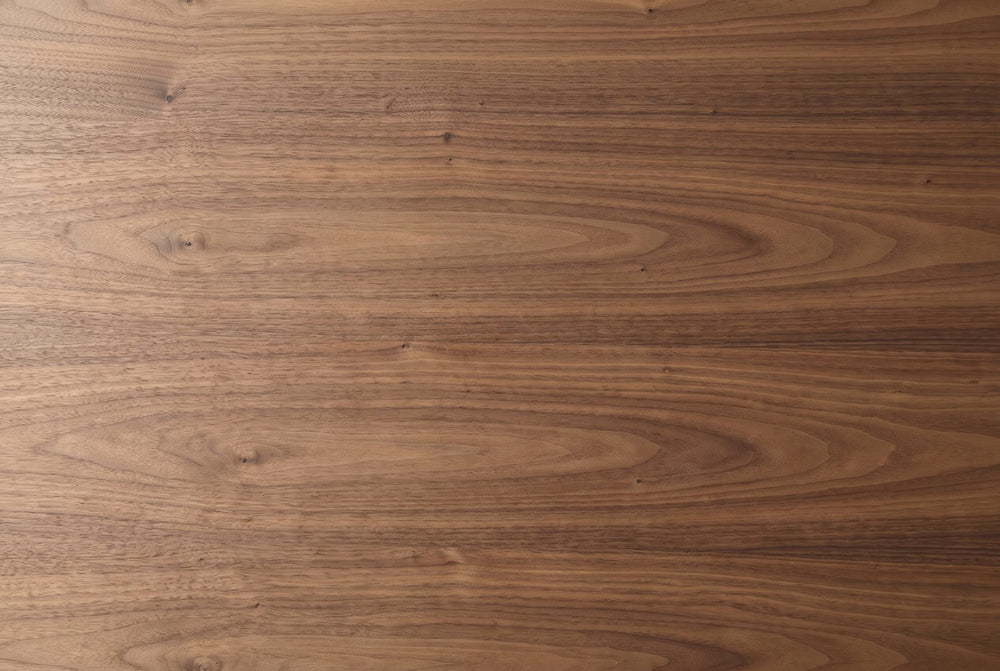 Walnut, straight and arched grain
