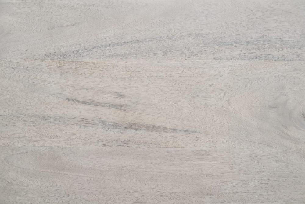 Pale wash, mango grain showing