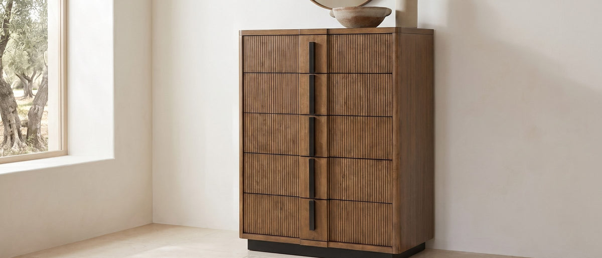 Soave 40-Inch Ash Brown Reeded 5-Drawer Chest in the room