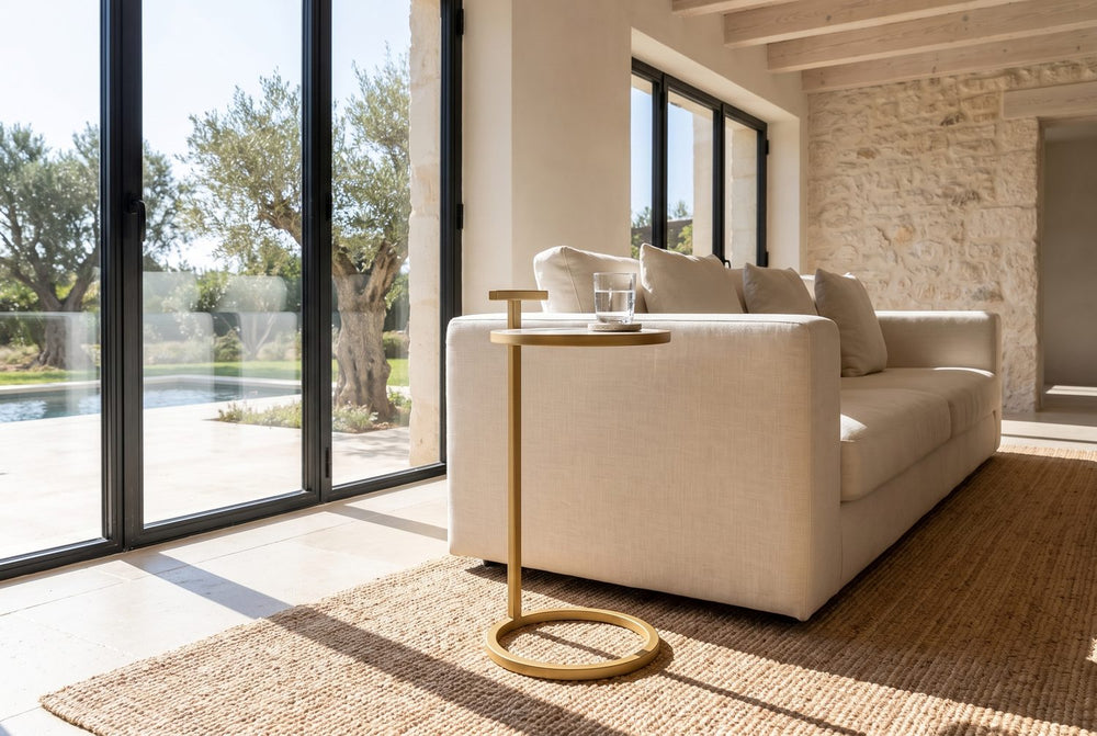 An open ring on the floor