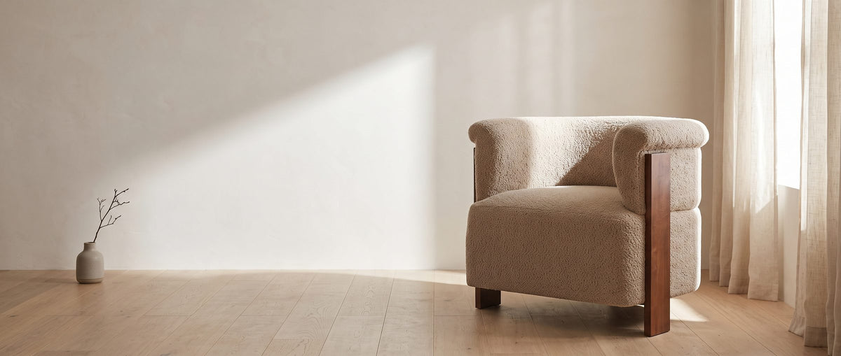 Three planks, one soft barrel. - Trevi Wood Plank Barrel Chair