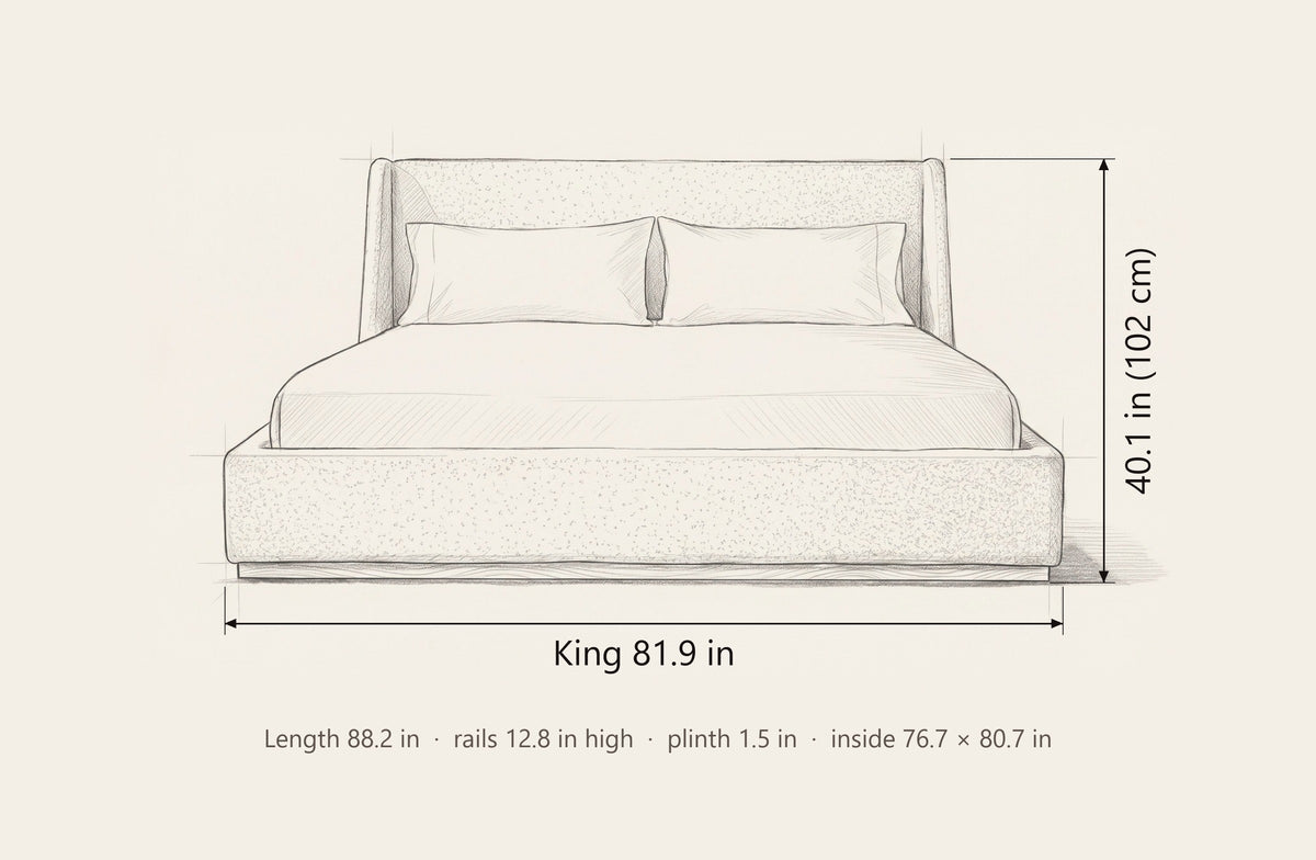 Casoli bed dimensions, King: 81.9 in wide, 88.2 in long, 40.1 in high, with 12.8 in rails and a 1.5 in plinth