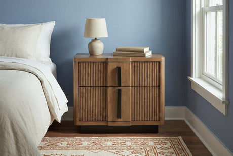 Senorbi Reeded Ash Brown 2-Drawer Nightstand